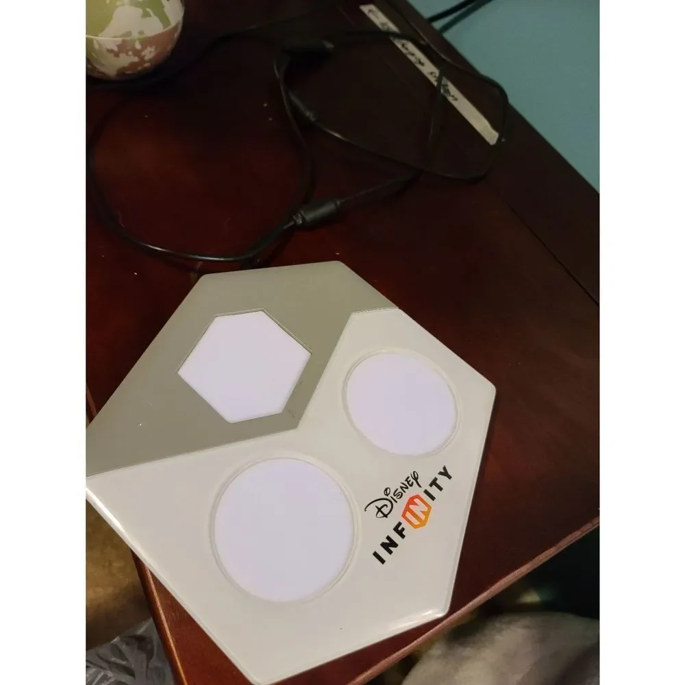 Disney Innfinity Plastic Character Base
